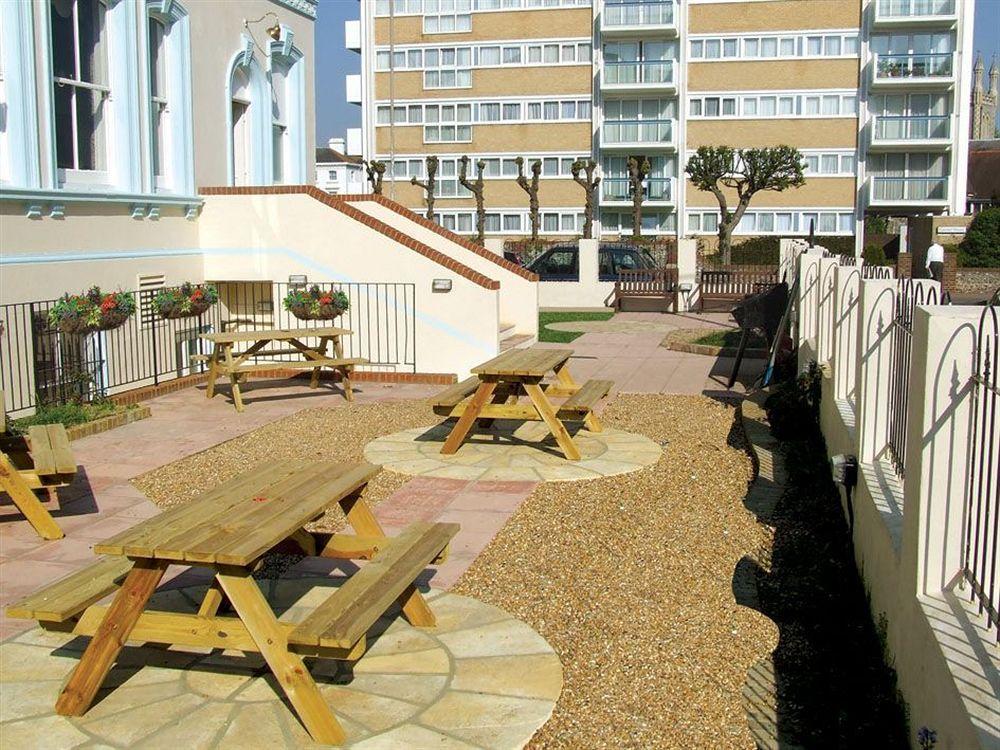 Vernon Guesthouse WTA-toernooi van WTA-toernooi van Eastbourne Buitenkant foto