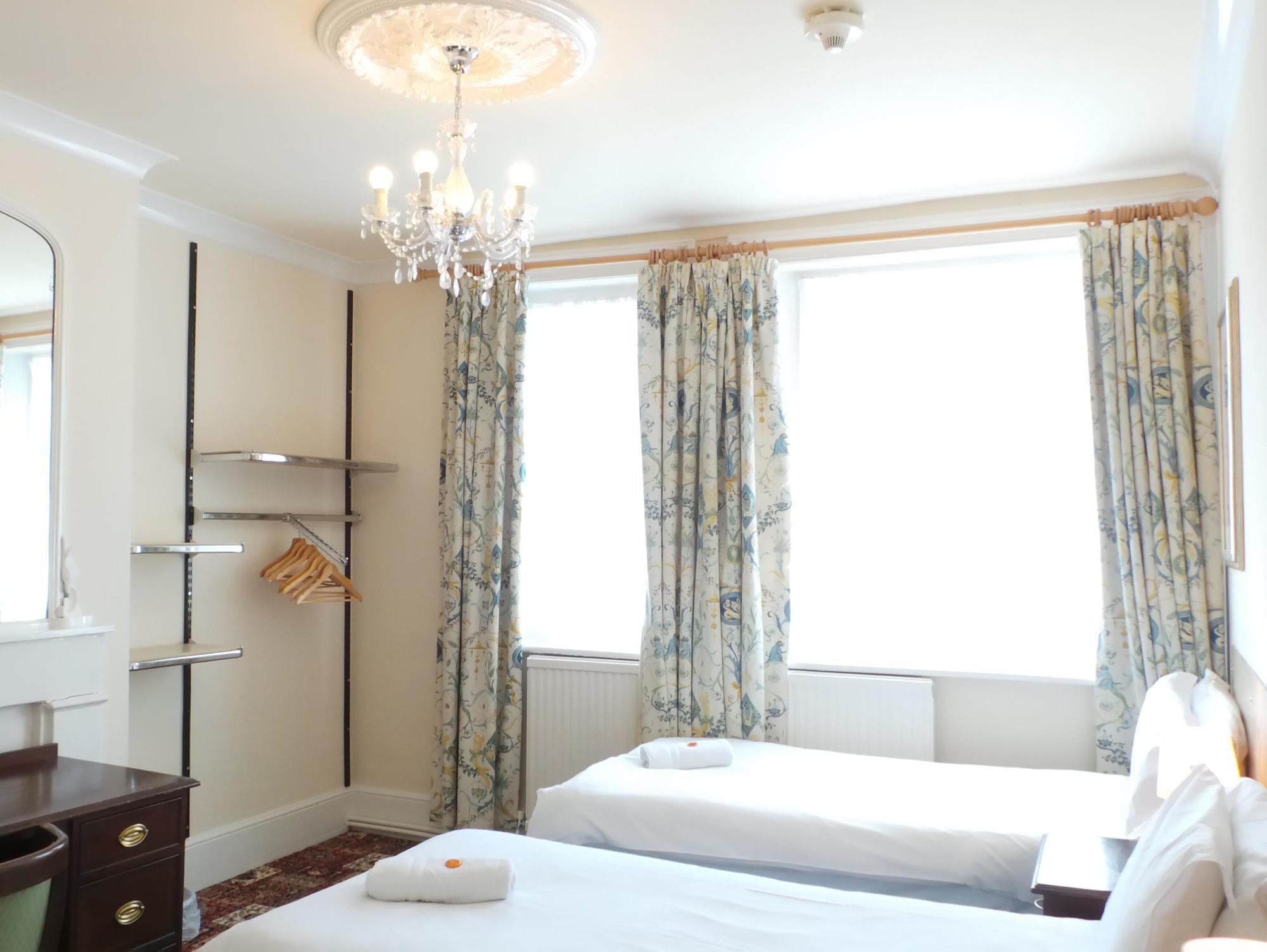 Vernon Guesthouse WTA-toernooi van WTA-toernooi van Eastbourne Buitenkant foto